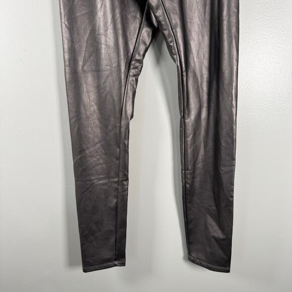 NWT Express Womens Metallic Stretch Mid Rise Faux Leather Skinny Leg Pants S - Picture 3 of 12